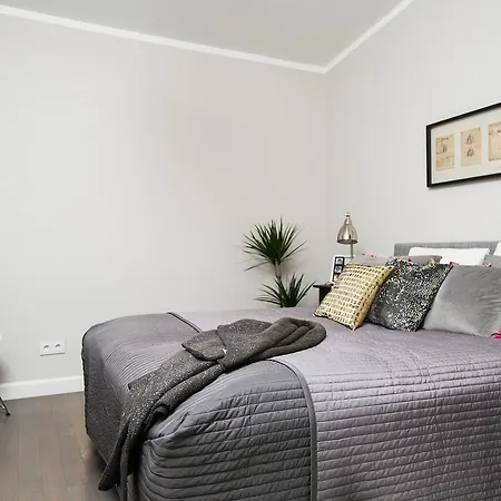 Sodispar Tomasza Old Town Apartman *